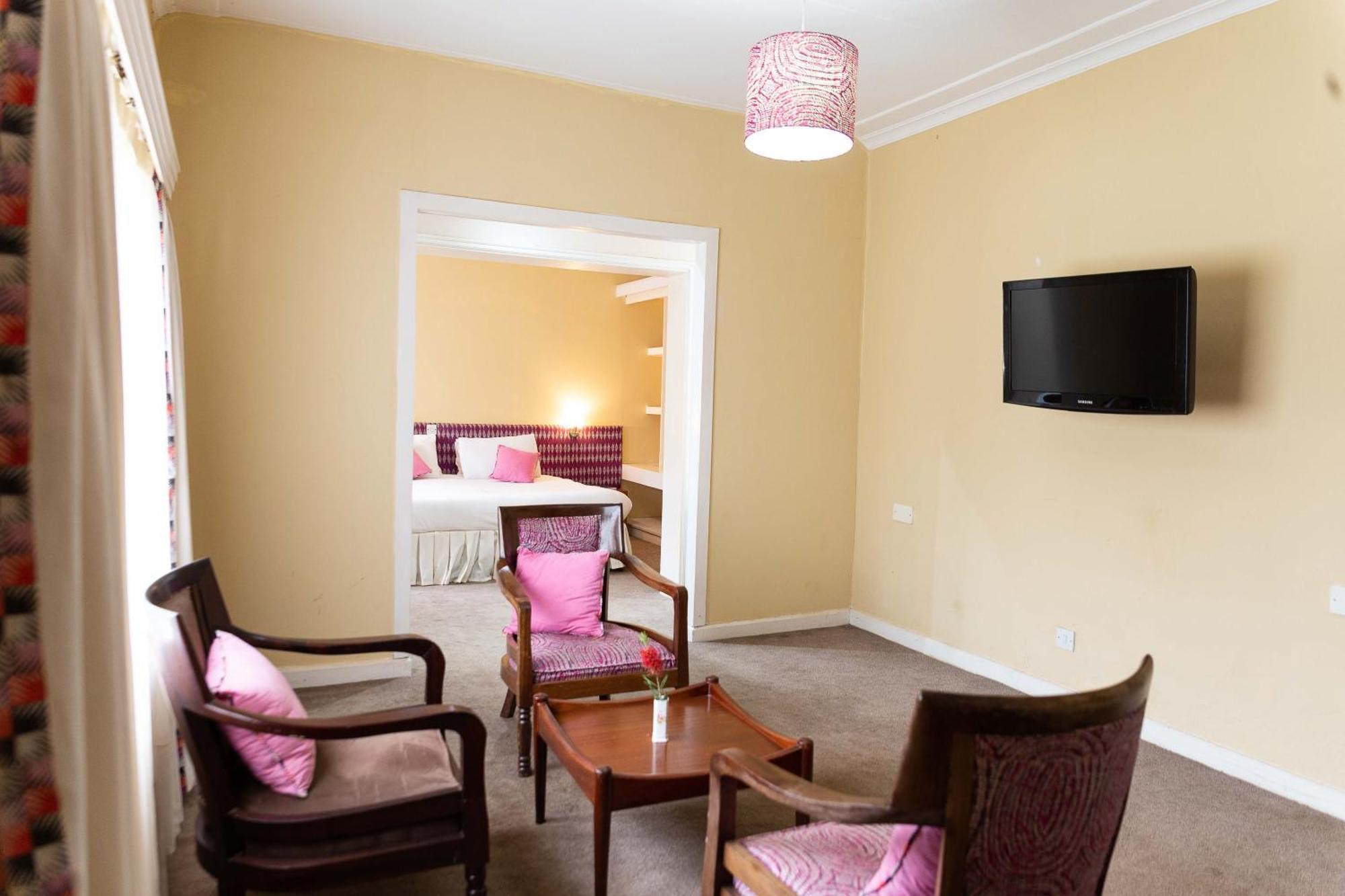 Thayu Farm Hotel Limuru Extérieur photo